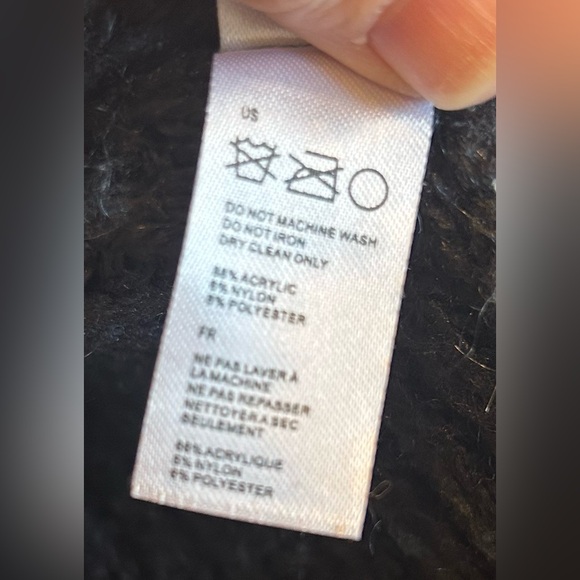 Amuse Society black sweater with bell sleeves in M - Picture 2 of 7